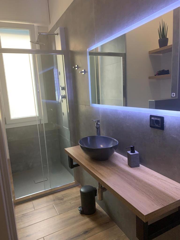 Nibu Appartamenti - Appartamento Centrale Comodo A Tutto, Anche A Villa Chiara Casalecchio Di Reno Buitenkant foto